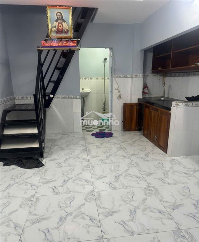 Nhà nguyên căn quận 7 giá tốt đường huỳnh tấn phát