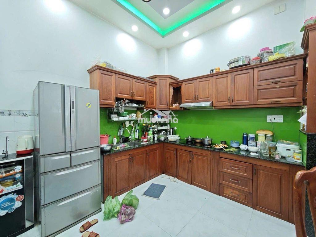 Bán nhà hẻm xe hơi ngay lê văn quới gần đầm sen , tặng nội thất - Ảnh 2