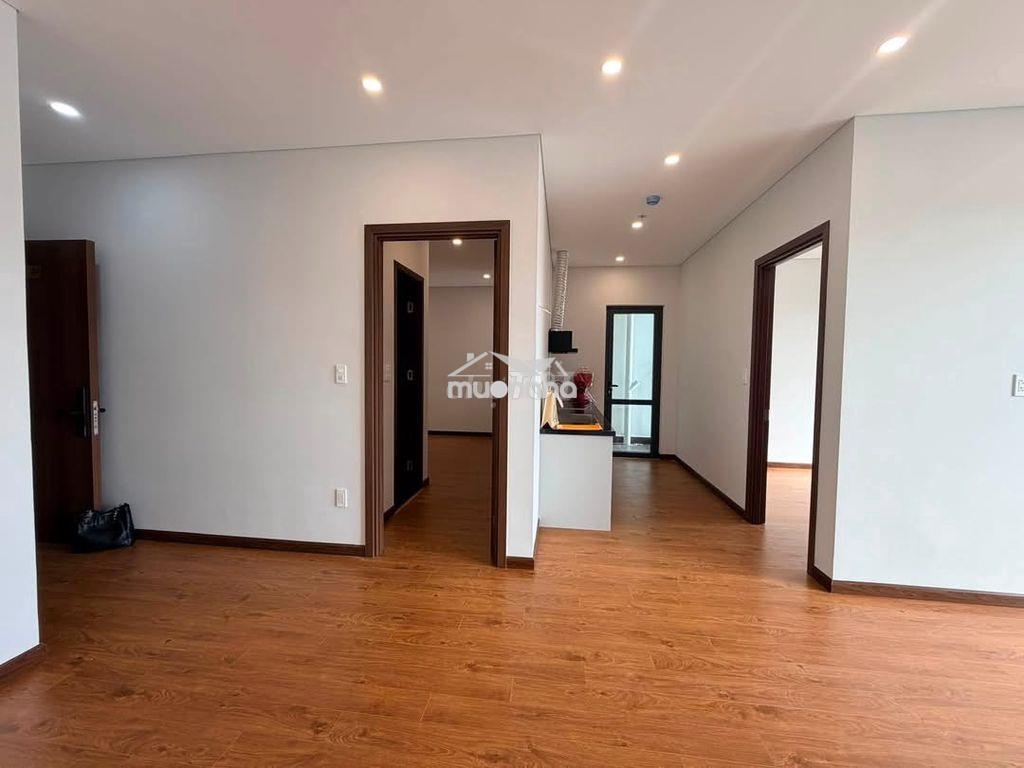 Cho thuê  chung cư mia center point hướng biển - chỉ 7tr/thang - 4