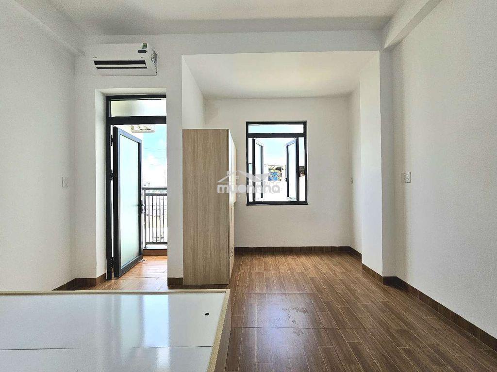 Phòng ban công mới xây | thang máy | nước nóng lạnh | lê trọng tấn📍 - Ảnh 2