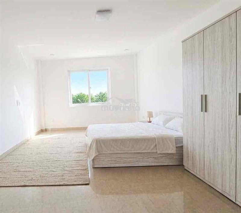 Cho thuê phòng studio cửa sổ trời gần ngay rmit, ou, tdtu mới xây q7
