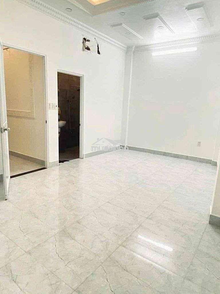Nhà trệt lầu 3pn.3wc dt: 6x10m hẻm thông 1027 htp - 4