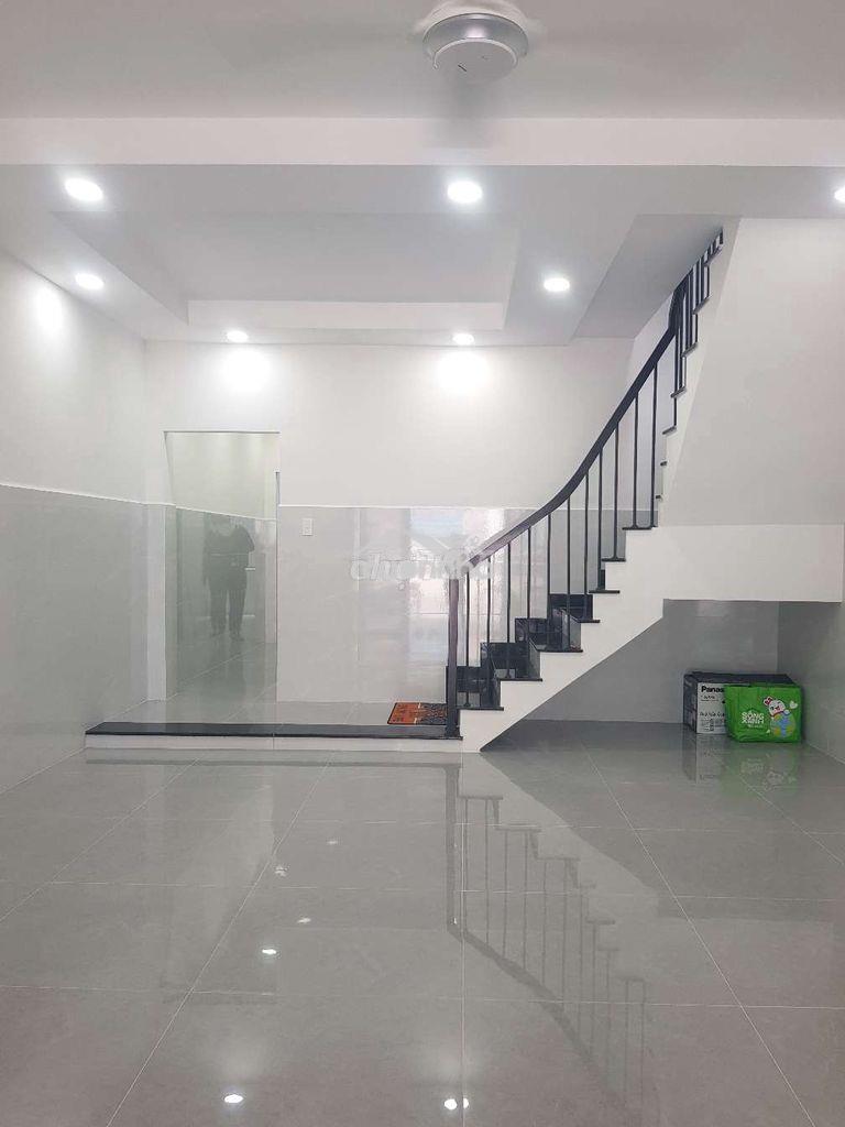 Cho thuê nhà 1 trệt 1 lầu, dt 5×20 có 3pn,2wc. đường xe tải thông - 2