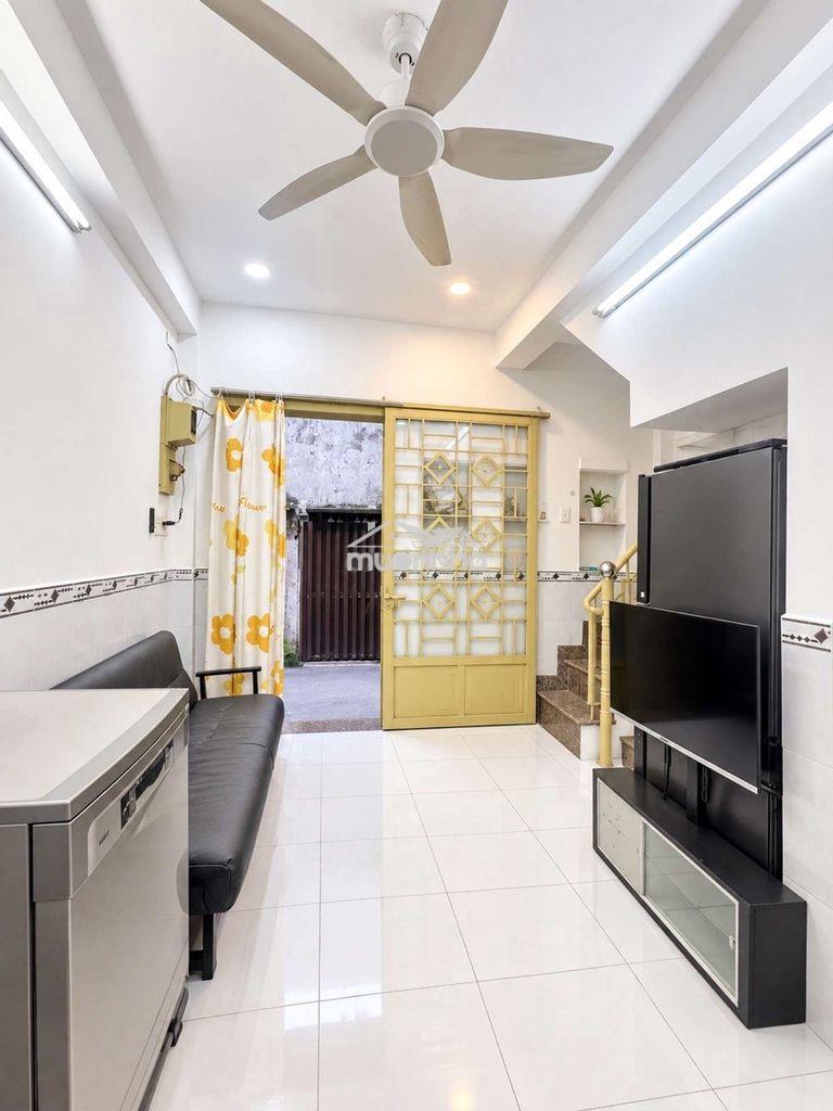 Chỉ 3ty có nhà 5 tầng còn mới ở ngay - 3 pn 3wc gần nguyễn văn trỗi - Ảnh 2