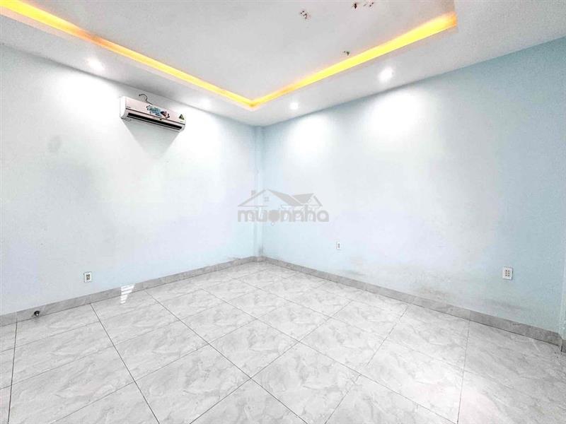 Nhà 50m, xây 4 tầng, mặt tiển đường số 11 ,bán 5.95 tỷ