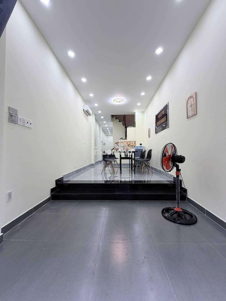 🏡 Bán nhà mới đường dương bá trạc p.chánh hưng q8
 - 3