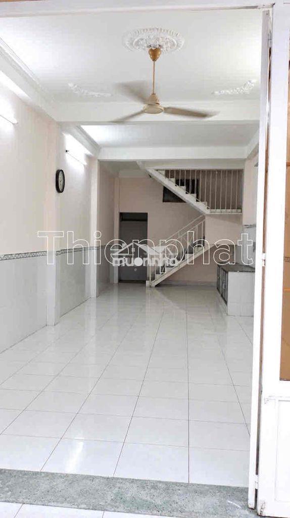 Nhà nguyên căn hẻm ba gác trần xuân soạn 80m2