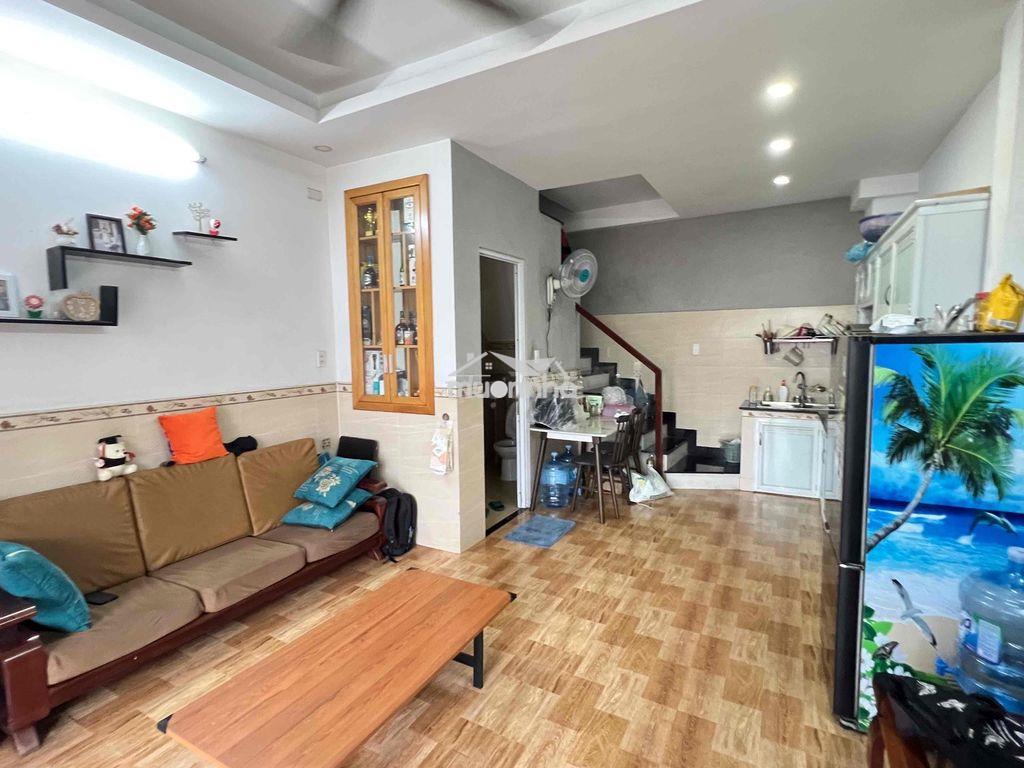 2 tỷ - 38m2  ( 4,2m x 9m ) trệt + 2 lầu đúc btct - Ảnh 3