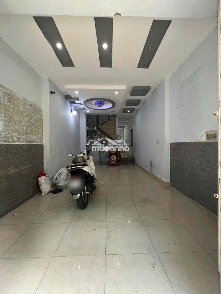 Cho thuê nhà hẻm xe hơi hương lộ 2.4x16m 2 lầu sân thượng 4pn 3wc 12tr