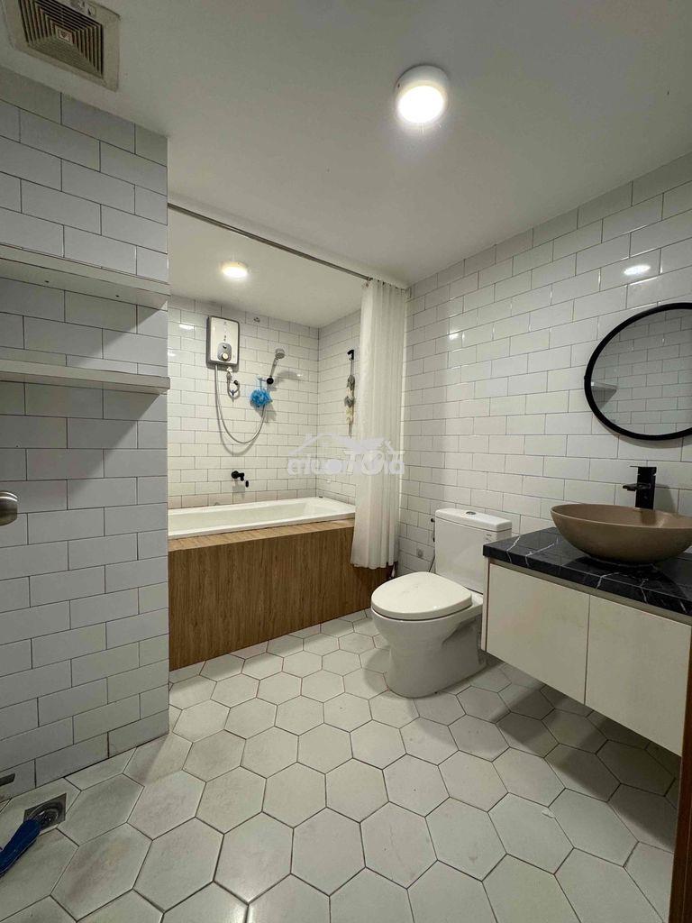 Cho thuê căn hộ 2 sân vườn 200m2 - Ảnh 2