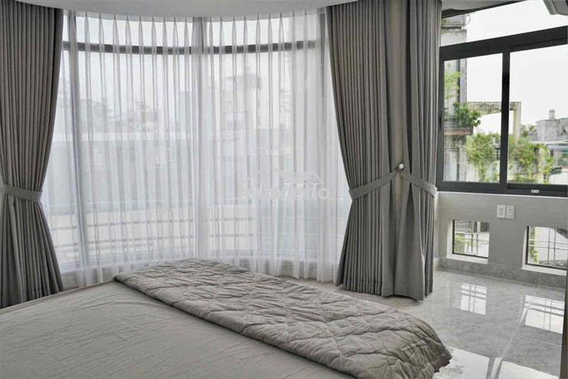 Cho thuê studio full cửa kính - nội thất ngay trung tâm quận 3