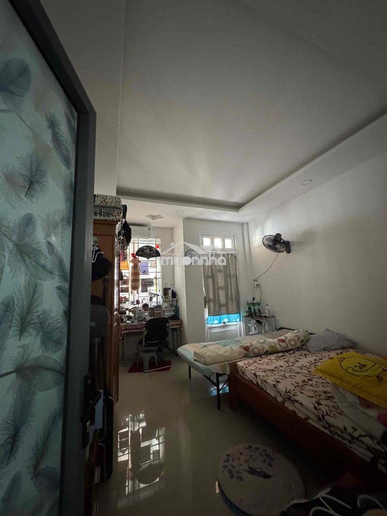 Bán nhà 2 tầng - chợ tân hương - 55m2 - tặng nội thất - sát mặt tiền - Ảnh 4