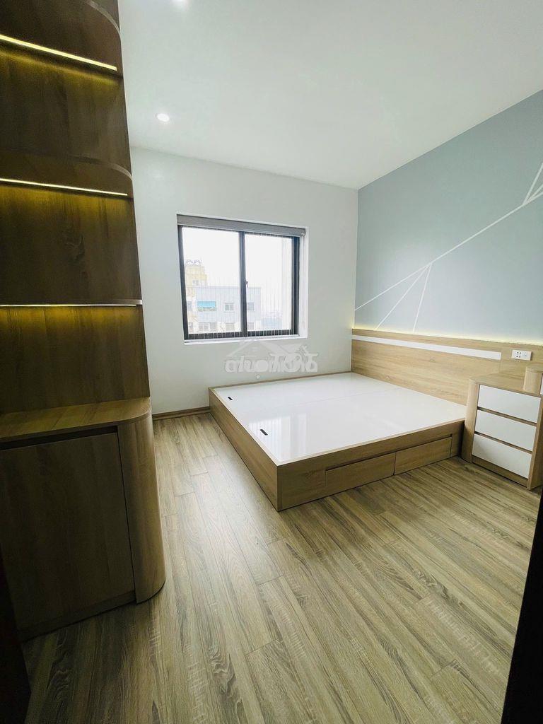Chủ nhà chuyển xuống mặt đất cần bán căn 3 phòng ngủ cao cấp - 4