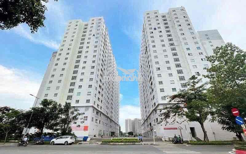 Chỉ: 4 tỷ 090 - 70m - 2pn - tầng cao - full nội thất - chung cư 1050