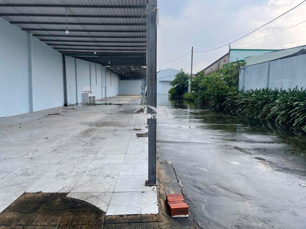 Cho thuê xưởng 1700m2, có sẵn 3pha, 100tr/ tháng - 4