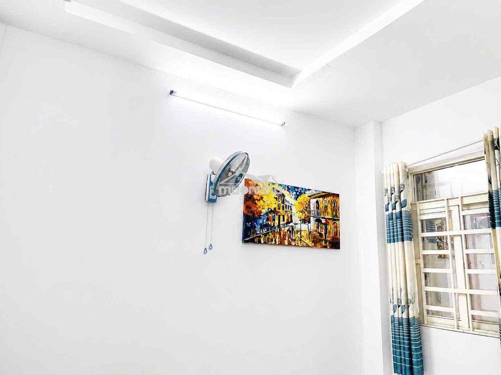 Cho thuê nguyên căn 4pn, 3wc, 1pk, 1 bếp - p15 - q8 (p.phú định) - 3