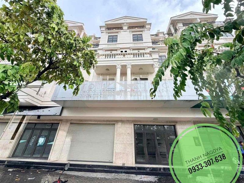 140 triệu/tháng ! 10x20m- 5 lầu có thang máy mặt tiền nguyễn văn luọng