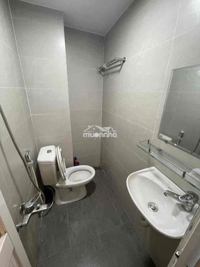 Nhà 3 phòng ngủ 3x8 đoàn văn bơ. hẻm thông - Ảnh 3