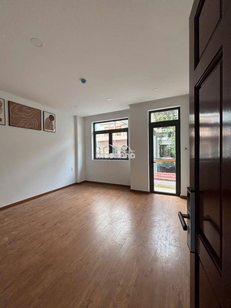 Bán nhà hxh 25/4b cửu long,p2,tân bình.dt:4.6x15m - 5 tầng thang máy - 3