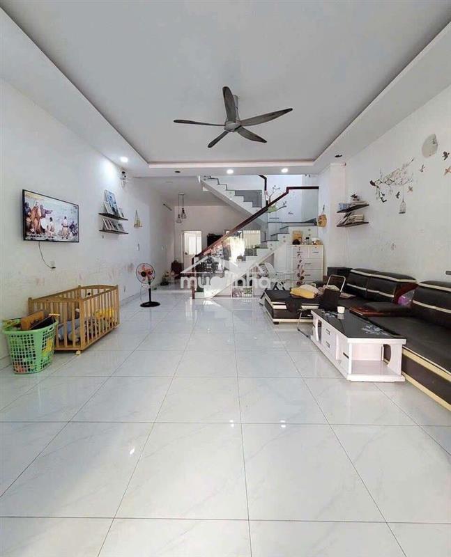 Nhà lầu gần làng đại học gần quốc lộ 1k