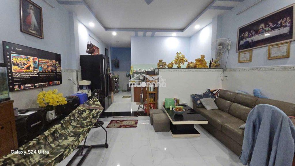 Nhà 4.5m × 12m trệt 2 lầu sân thượng hẻm 1/ minh phụng - Ảnh 2