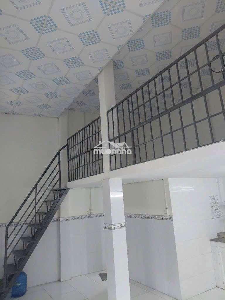 Xưởng đông hòa dt 3850m gia 24 triệu  - 3