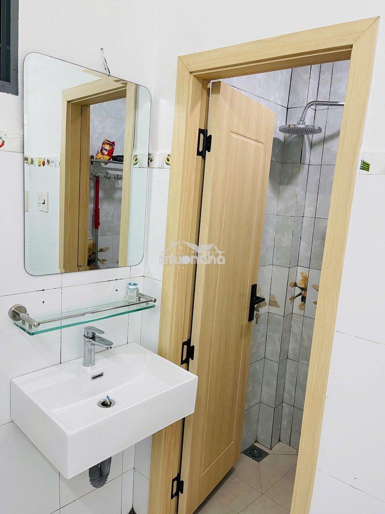Chính chủ bán nhà mới  gấp dt:40m2 giá 3,85 tỷ lầu ,sh,hbp,tđ - 4