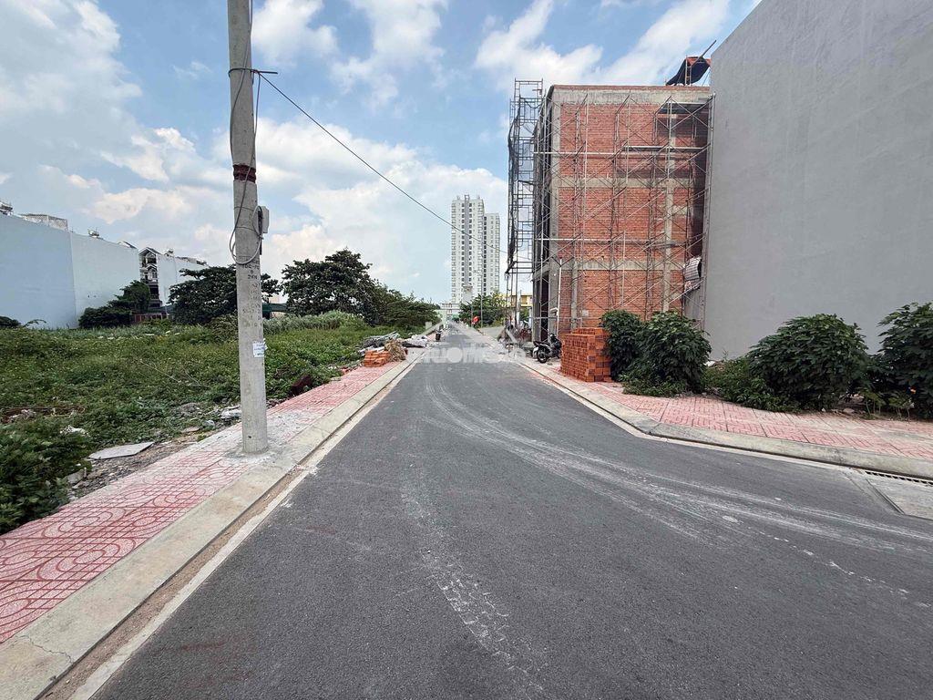 Đất full thổ 60m2 ngay an dương vương p.an lạc - giá : 5 tỷ 600 - 4