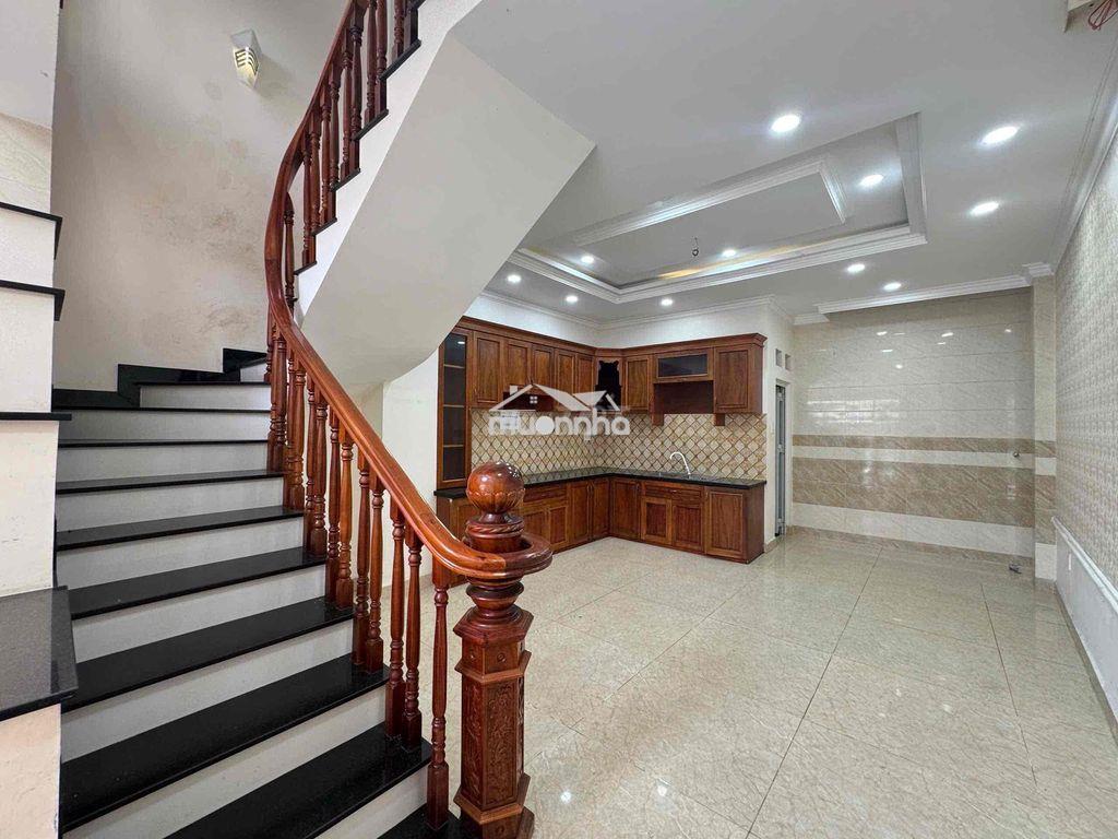 Nguyên căn 4 tầng ngay chợ bình triệu - đối diện đh luật - 4pn - 4wc - Ảnh 3