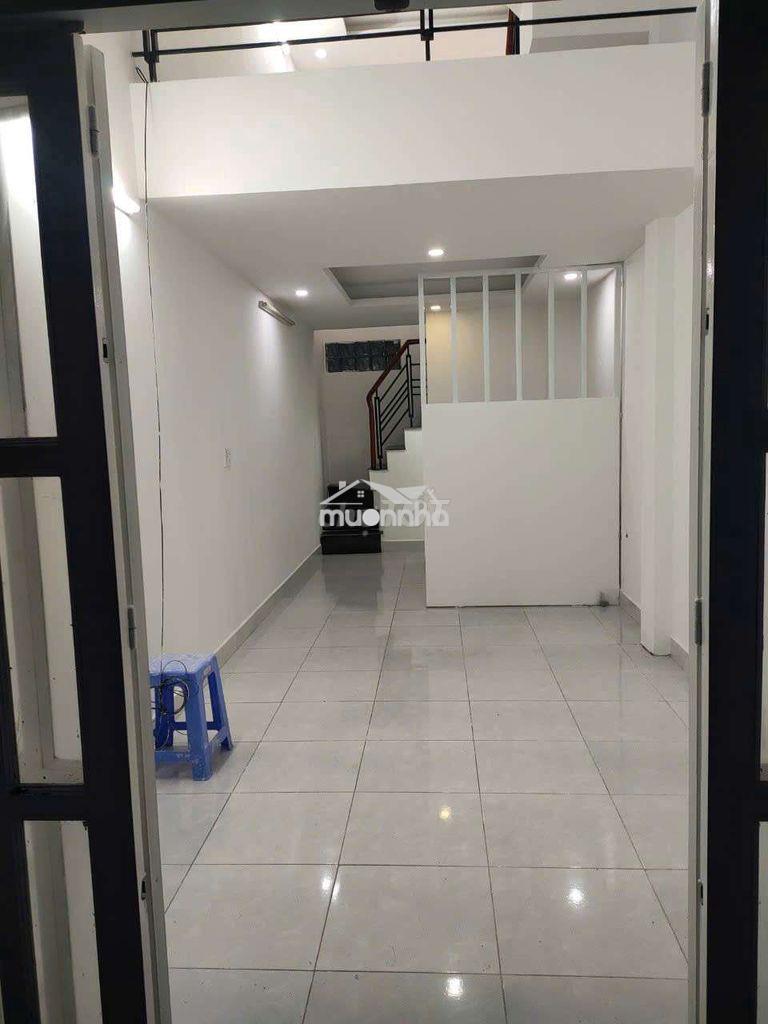 Nhà 30m2 x 3 tầng cần bán nhanh lê văn lương nhà bè.