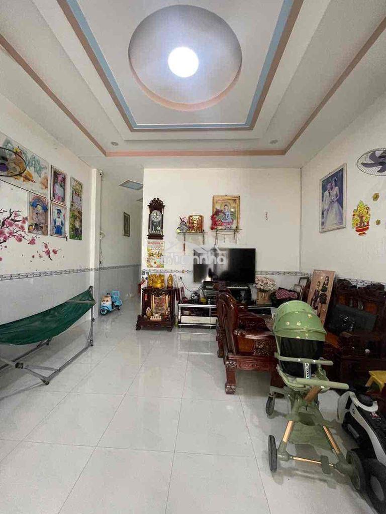Bán căn nhà cấp iv gần cầu quay - Ảnh 3
