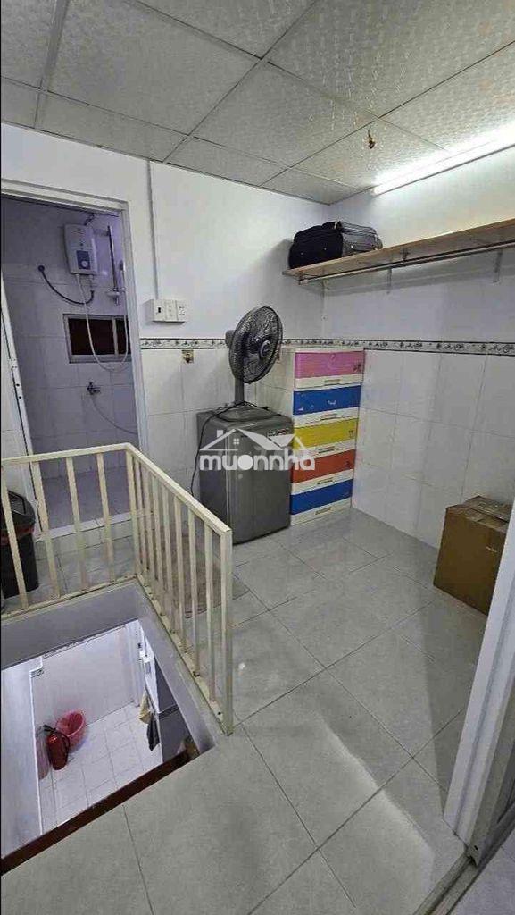 Nhà 20m, 3 tầng, đỗ quang đẩu, 5.6 tỷ - Ảnh 2