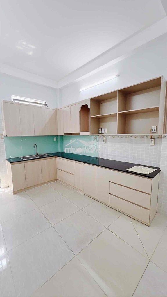 Bán nhà mới đẹp diện tích rộng- 4pn + 4wc - Ảnh 3
