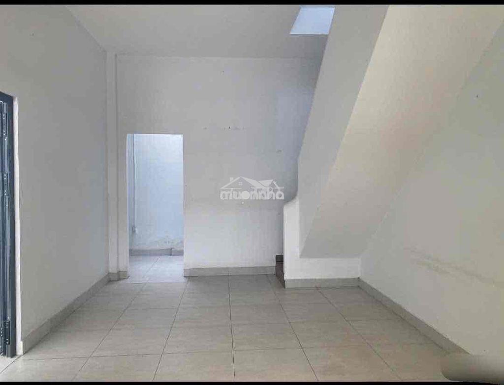 Cho thuê nhà mặt tiền đỗ xuân hợp, 86m², 4 tầng, 4pn, giá 17 triệu - Ảnh 2