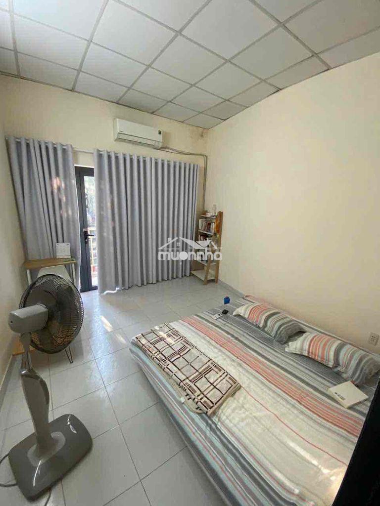Nhà tôn đản , 61m2 , hẻm 3m , ko quy hoạch , chỉ 5.5 tỷ. - Ảnh 3