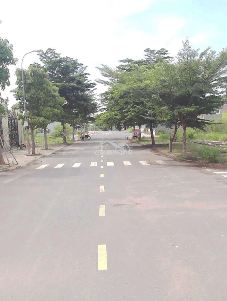 Đất nền lô c biệt thự khu thời báo kinh tế phú hữu q9, 160m2, sổ đỏ   - Ảnh 2