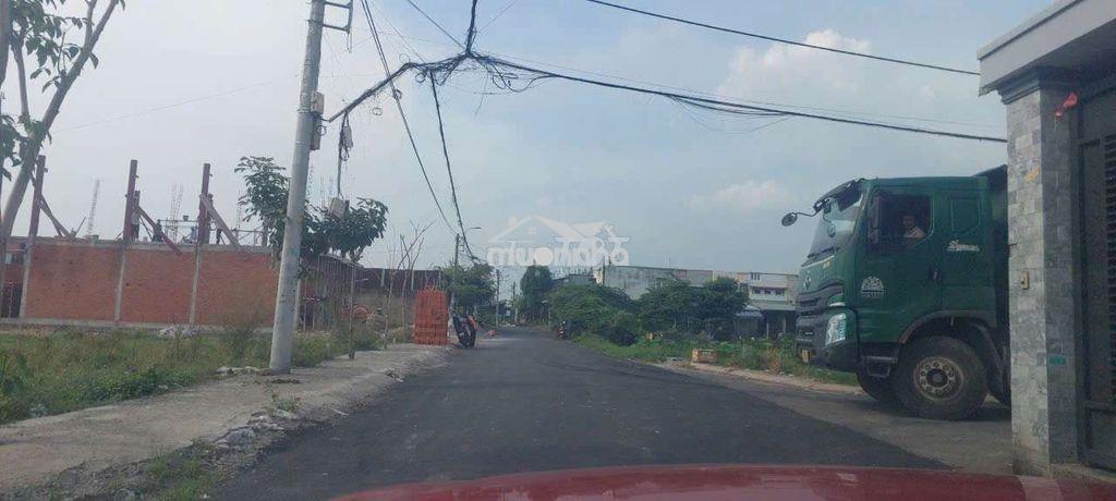 Cần bán gầp lô đầt đường pvh .xuân thới thương hóc môn.dt 5,6 x14,5 . - Ảnh 2