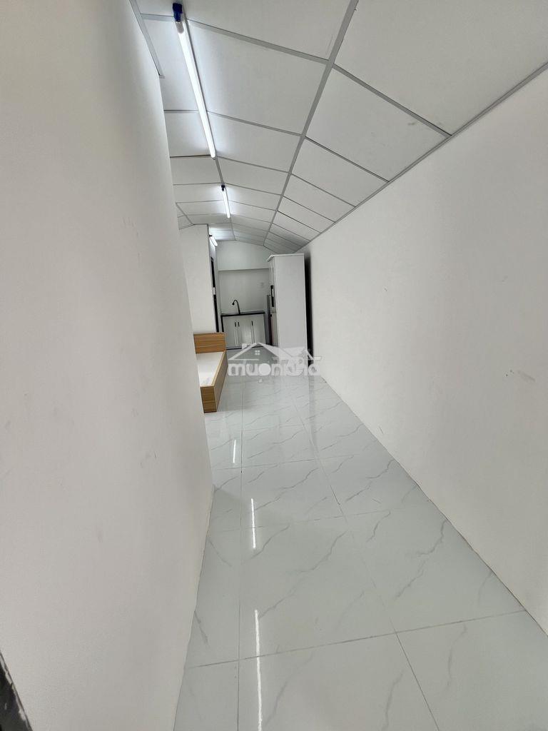 Cho thuê phòng rộng có cửa sổ trời - full nội thất - Ảnh 2