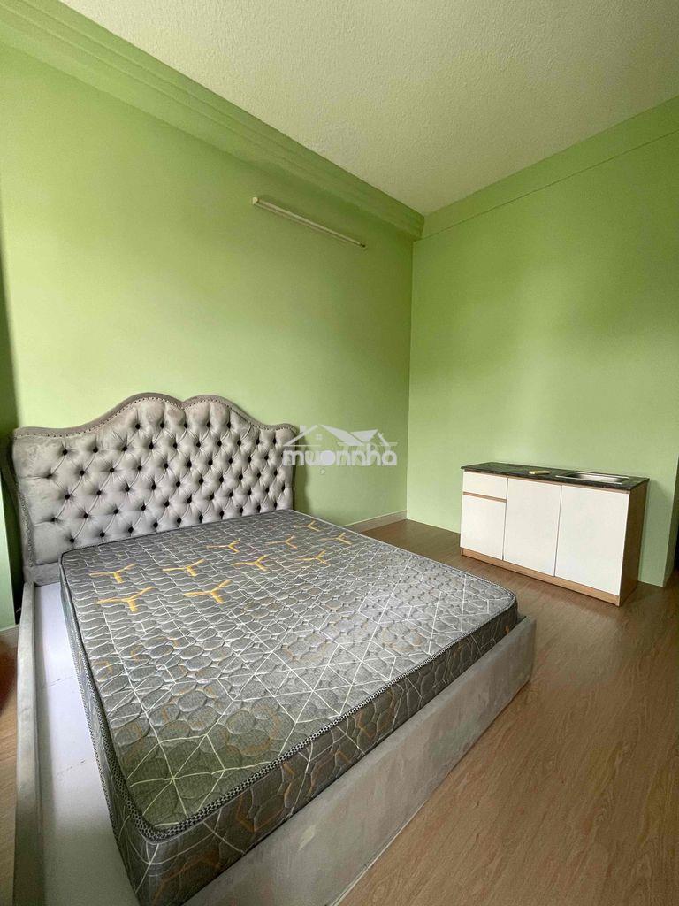 Phòng full nội thất cao cấp