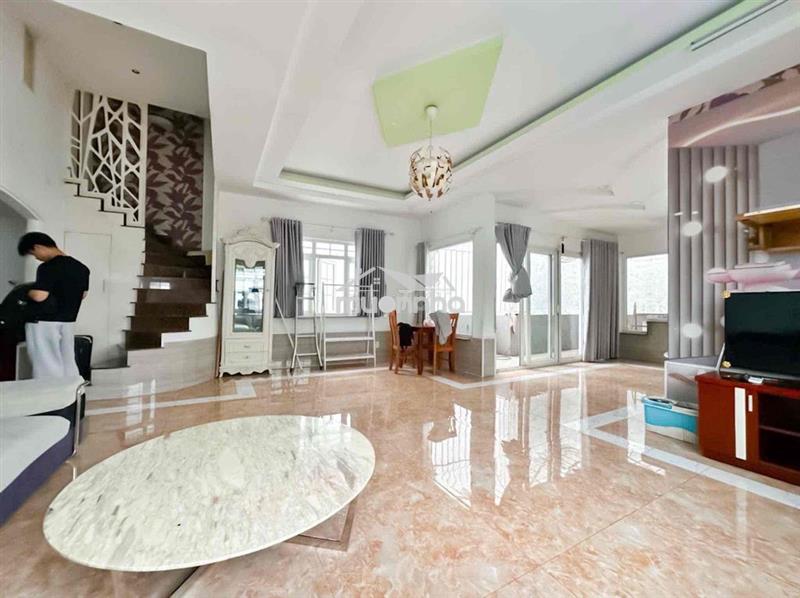 Penthouse 2pn full nt_thang máy_bảo vệ 24/7 an ninh gần đh luật_ntt q4
