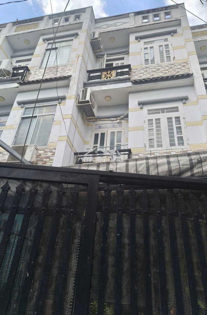 Cho thuê nhà an dương vương q6 - bà hom - 8trieu - 2pn có máy lạnh