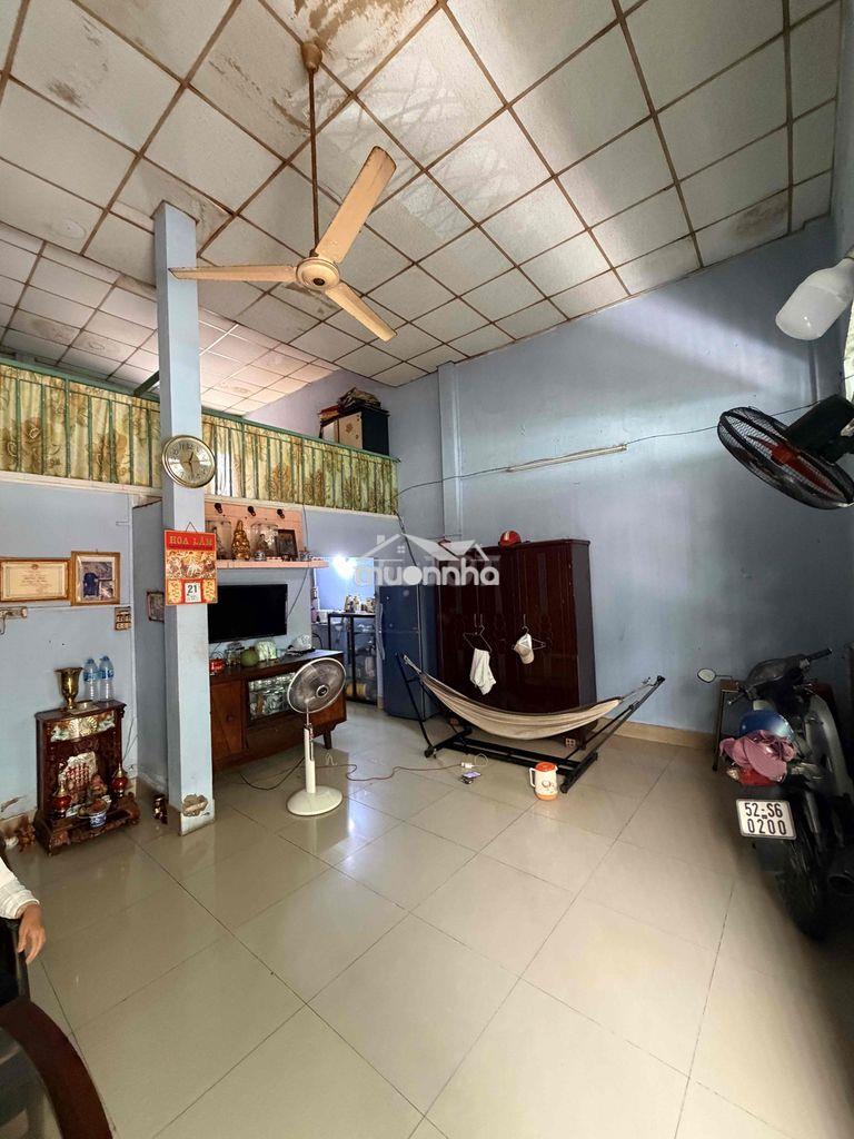 Cách mặt tiền 20m, ngang lớn 6m, tiện xây mới. - Ảnh 3