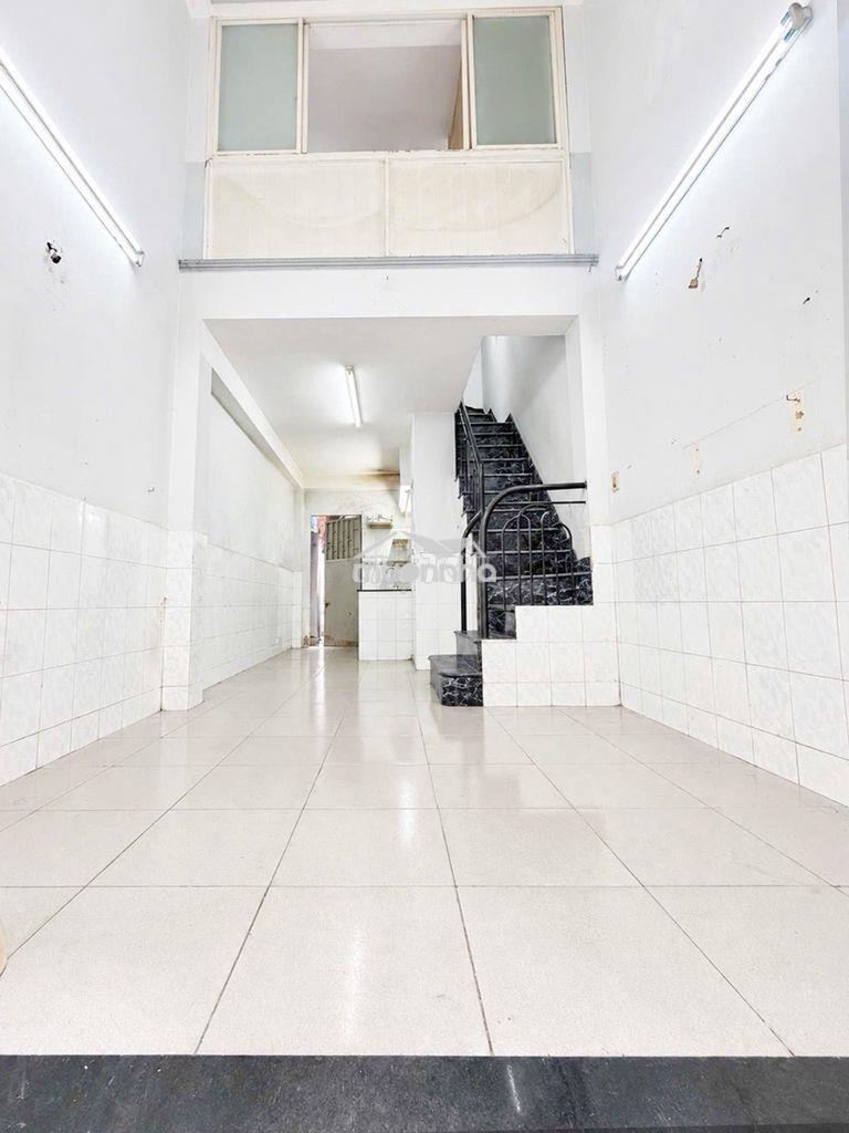 Nhà trần bình trọng, khu ẩm thực hồ thị kỷ hẻm 4m thuận tiện di chuyển - Ảnh 2