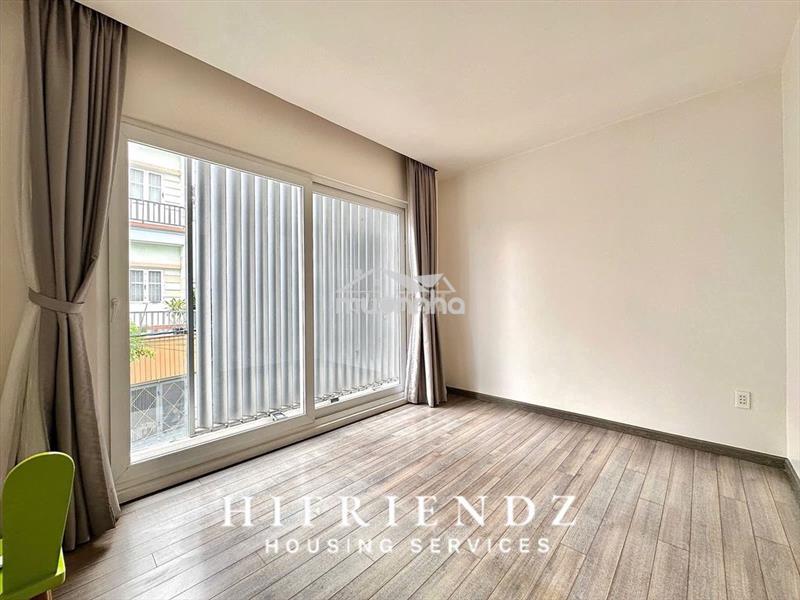 Nhà nguyên căn hẻm xe tăng 92 vườn lài