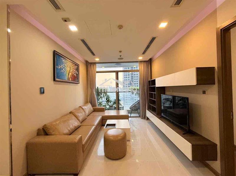 🏙️ Cho thuê 2pn full nội thất – vinhomes central park