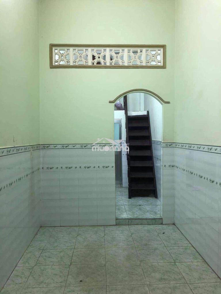 Nhà phố 2 tầng(2,5×10)
-hẻm 2m
-nguyễn văn cừ (trần hưng đạo q5) - Ảnh 2