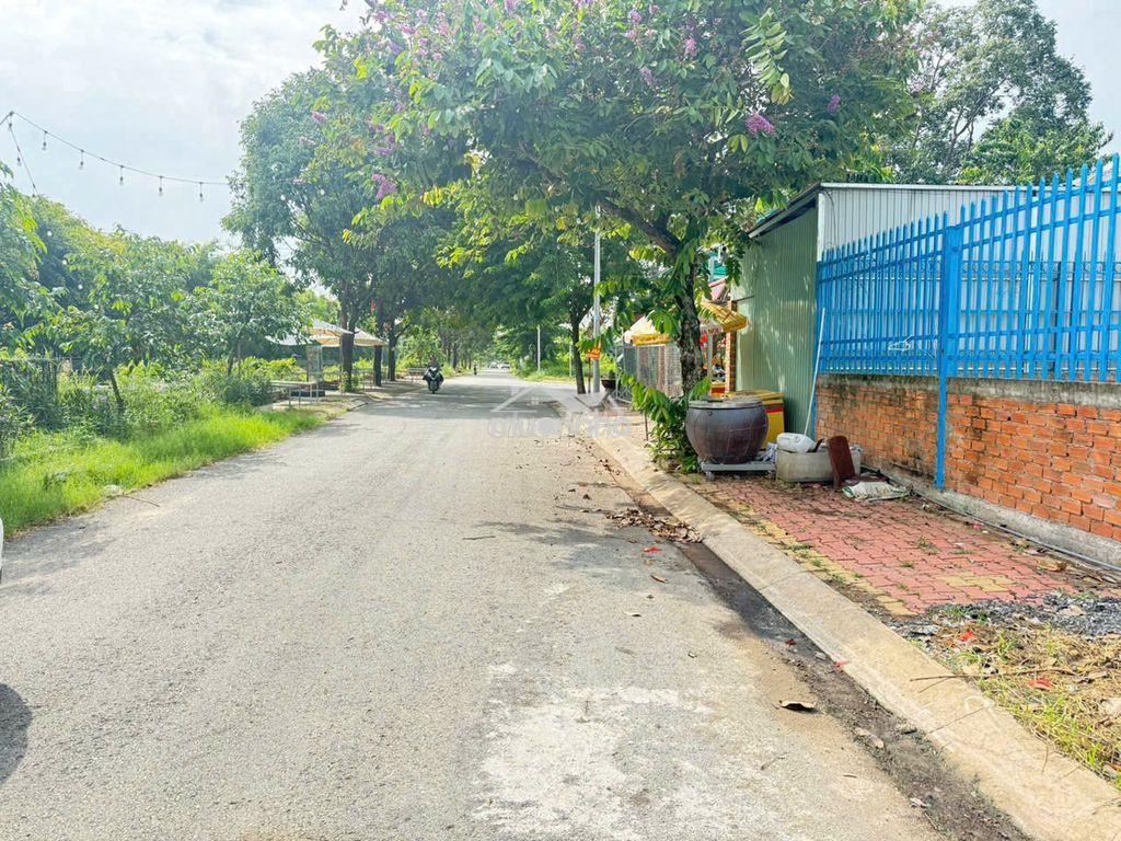 Bán lô biệt thự mặt sông 352m2 ngang 16m-có bờ kè trước nhà thoáng mát - 2