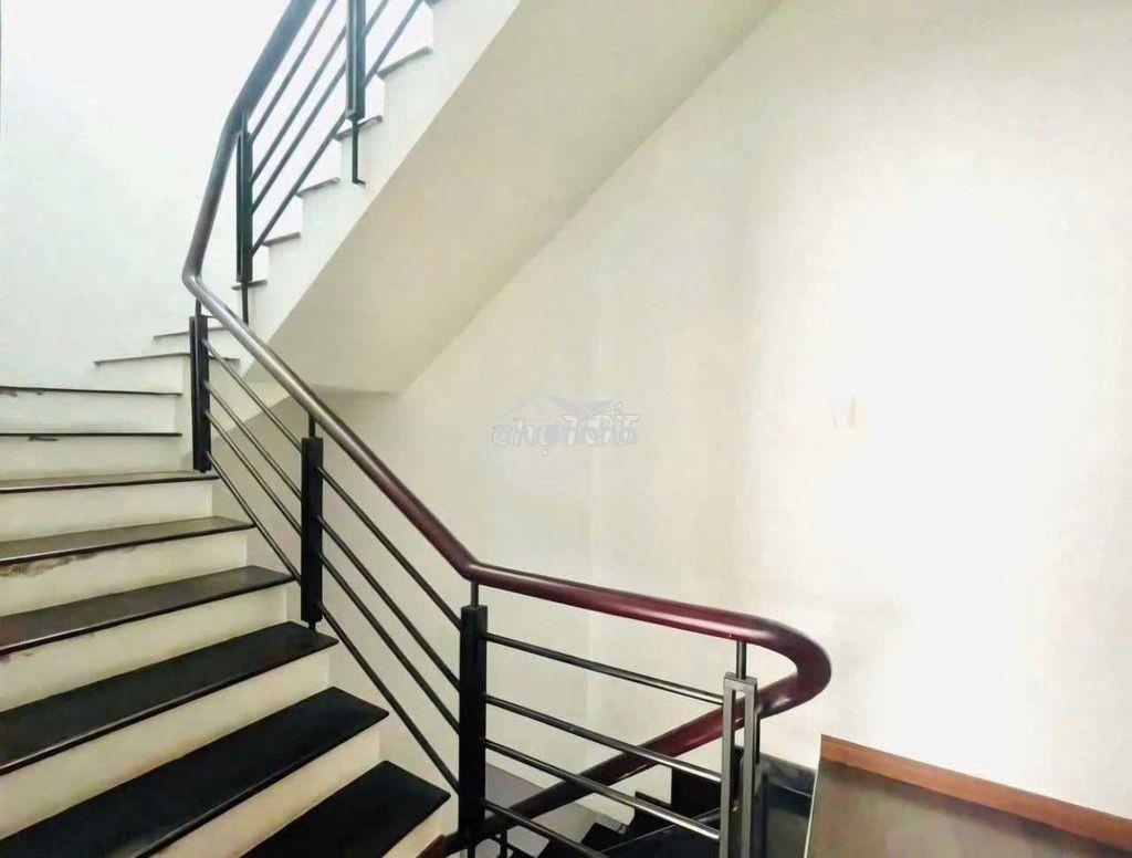 Nhà 1 trệt 3 lầu 4pn 6,5x12m hẻm đường nguyễn văn quỳ quận 7 - Ảnh 4