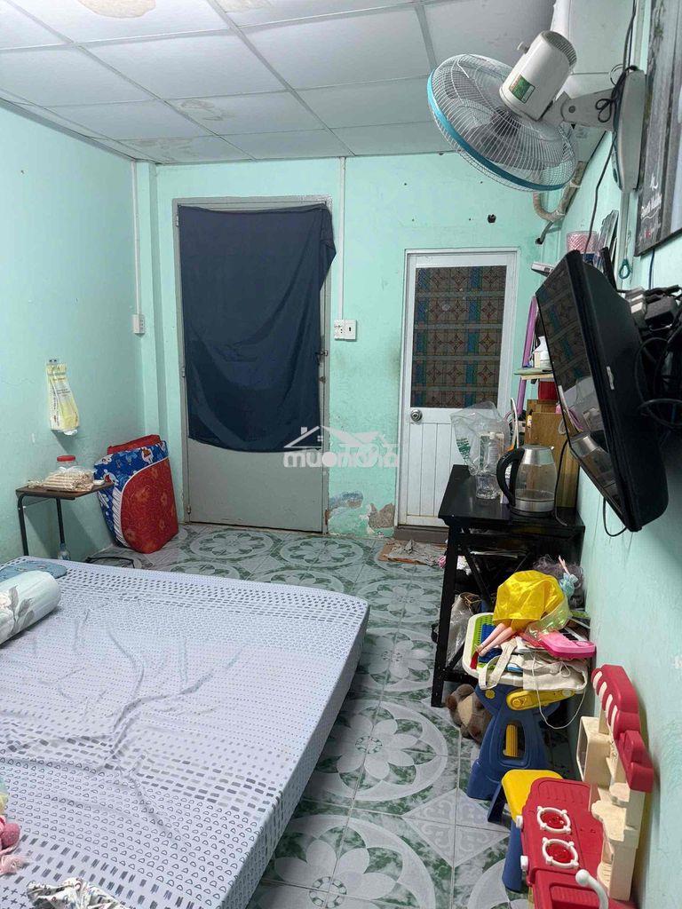 Cho thuê nhà nguyên can gần đh công thuong - Ảnh 4