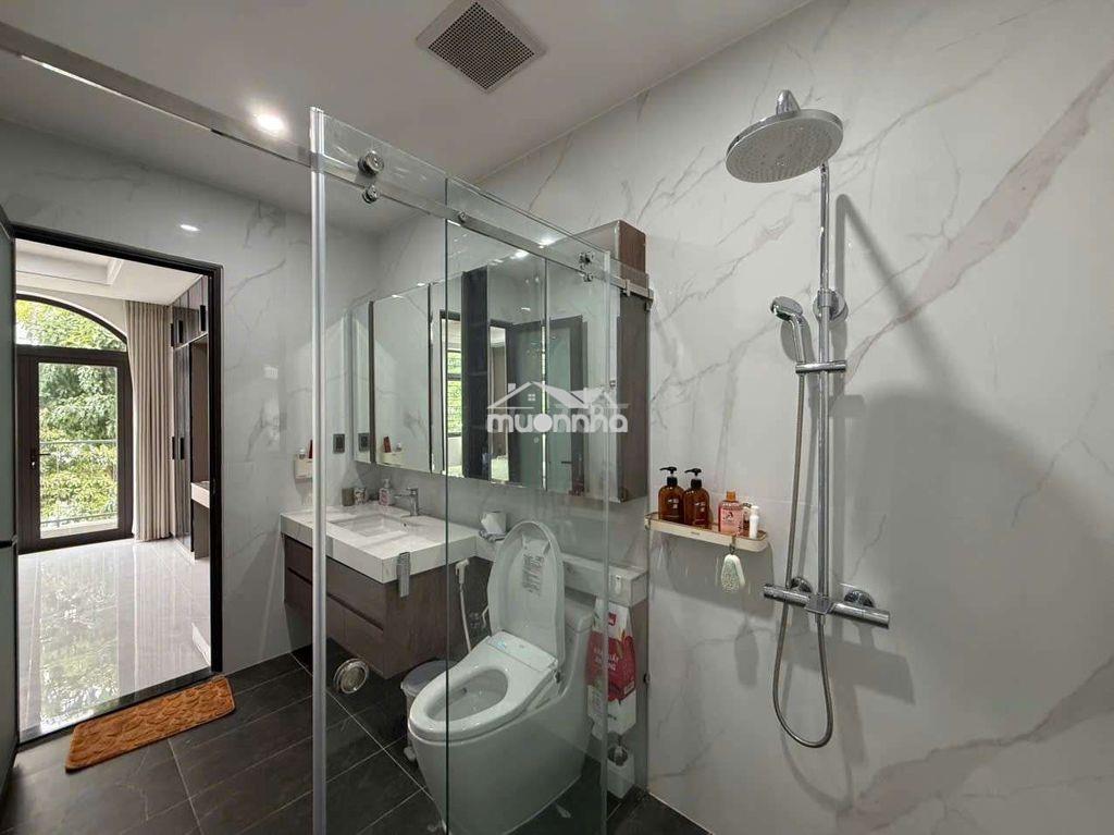 Cho thuê nhà phố tại lavida 4pn full nội thất hiện đại sân oto - 2